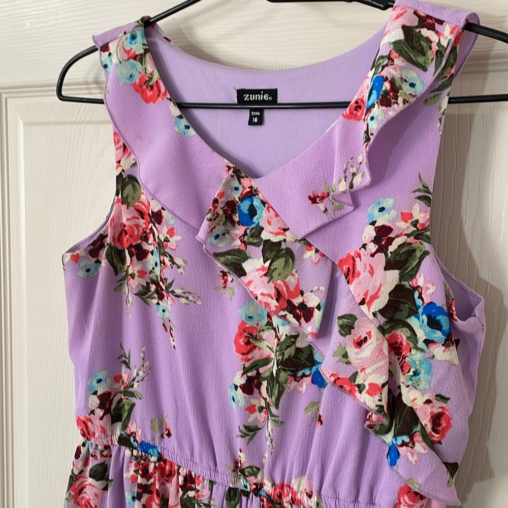 Zunie Lavender With Flowers Sleeveless Hi Low Skirt Size 16 (girls)